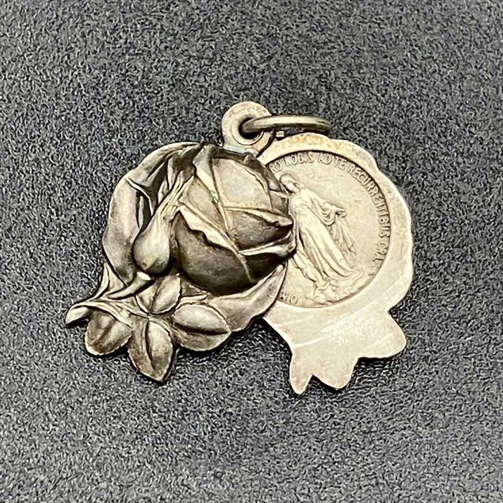 Vintage Miraculous Medal Slider Pendant Rose Virgin Mary Silver Tone Religious - Picture 7 of 9